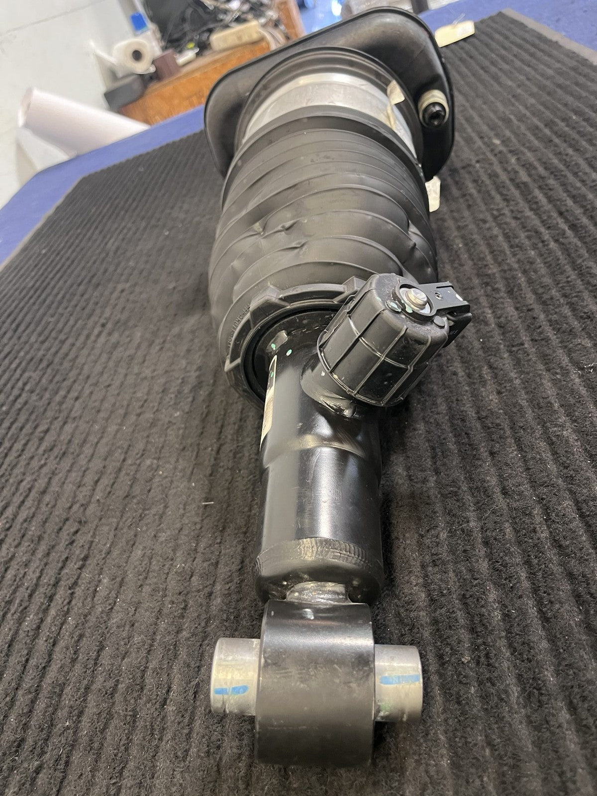 2024-2025 BMW X5 50e G05 Lci Rear Right Air Strut OEM 37105A40B54 - eBay image 10