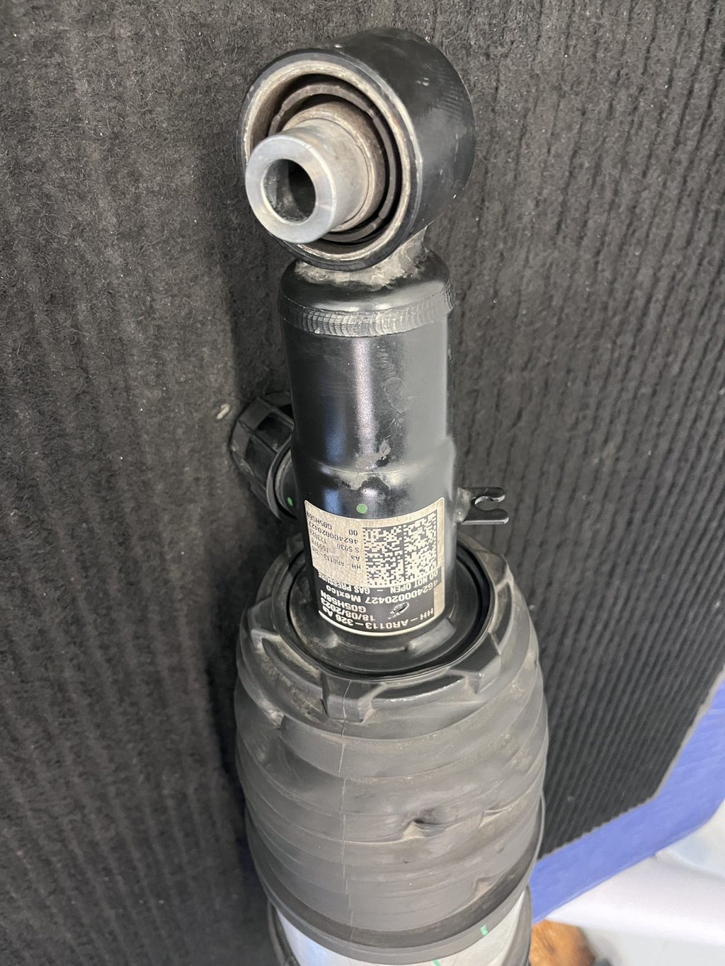 2024-2025 BMW X5 50e G05 Lci Rear Right Air Strut OEM 37105A40B54 - eBay image 4