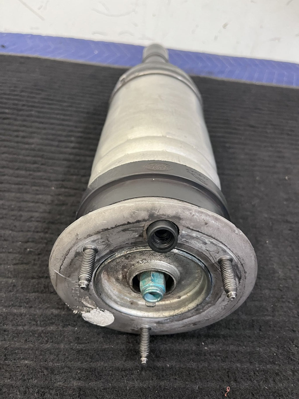 2021-2025 Range Rover Velar L560 Front Right Air Spring Sleeve L8A2-3C286-Aa - eBay image 3