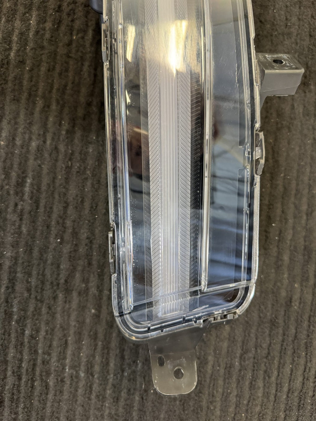 2025-2026 Rivian R1T R1S Front Right Turn Signal Lamp OEM PT00882633-D - eBay image 8