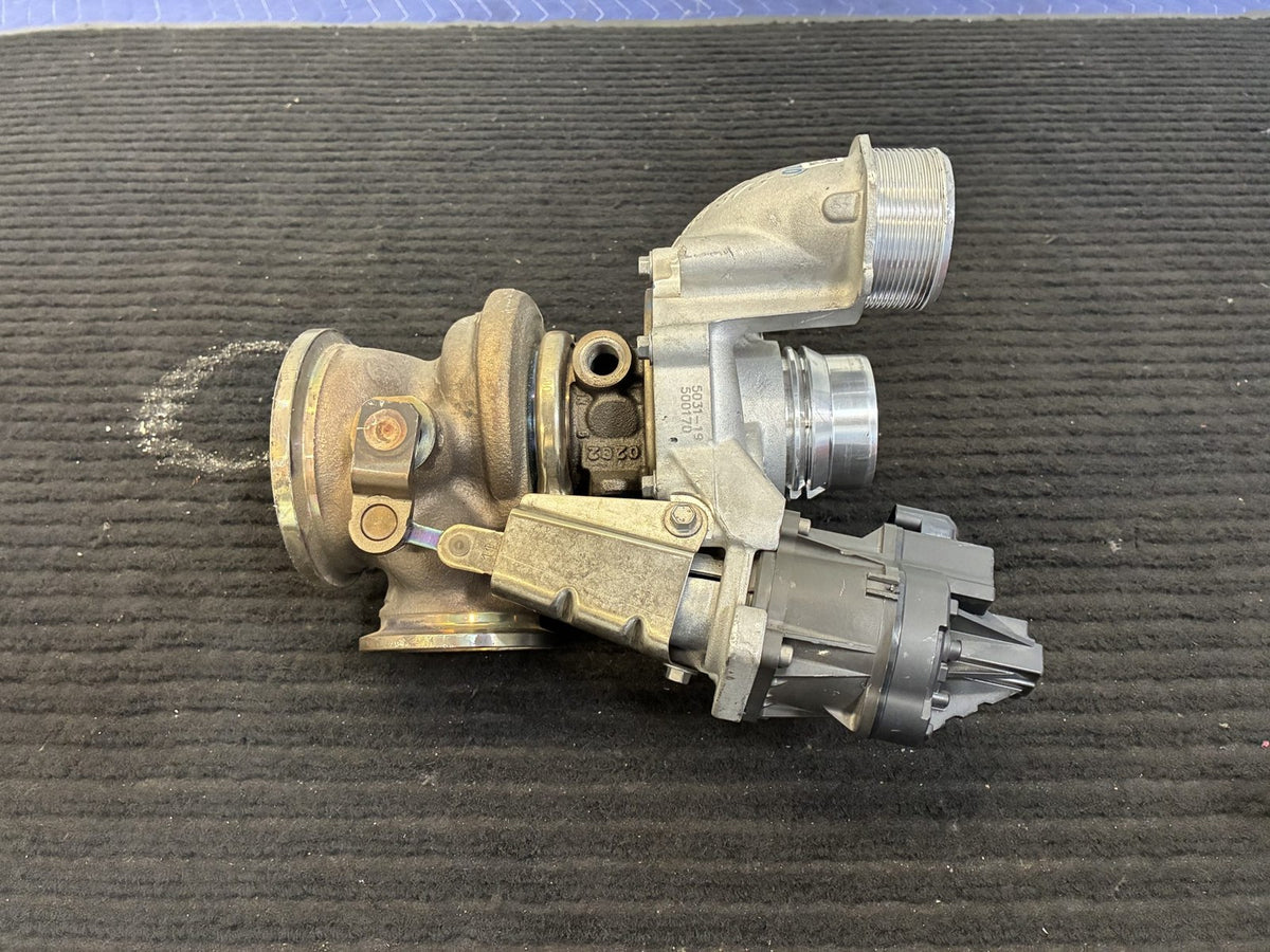 2018-2024 BMW M5 M8 X5M X6M 4.4L Left Turbocharger OEM 11657852373 - eBay image 1