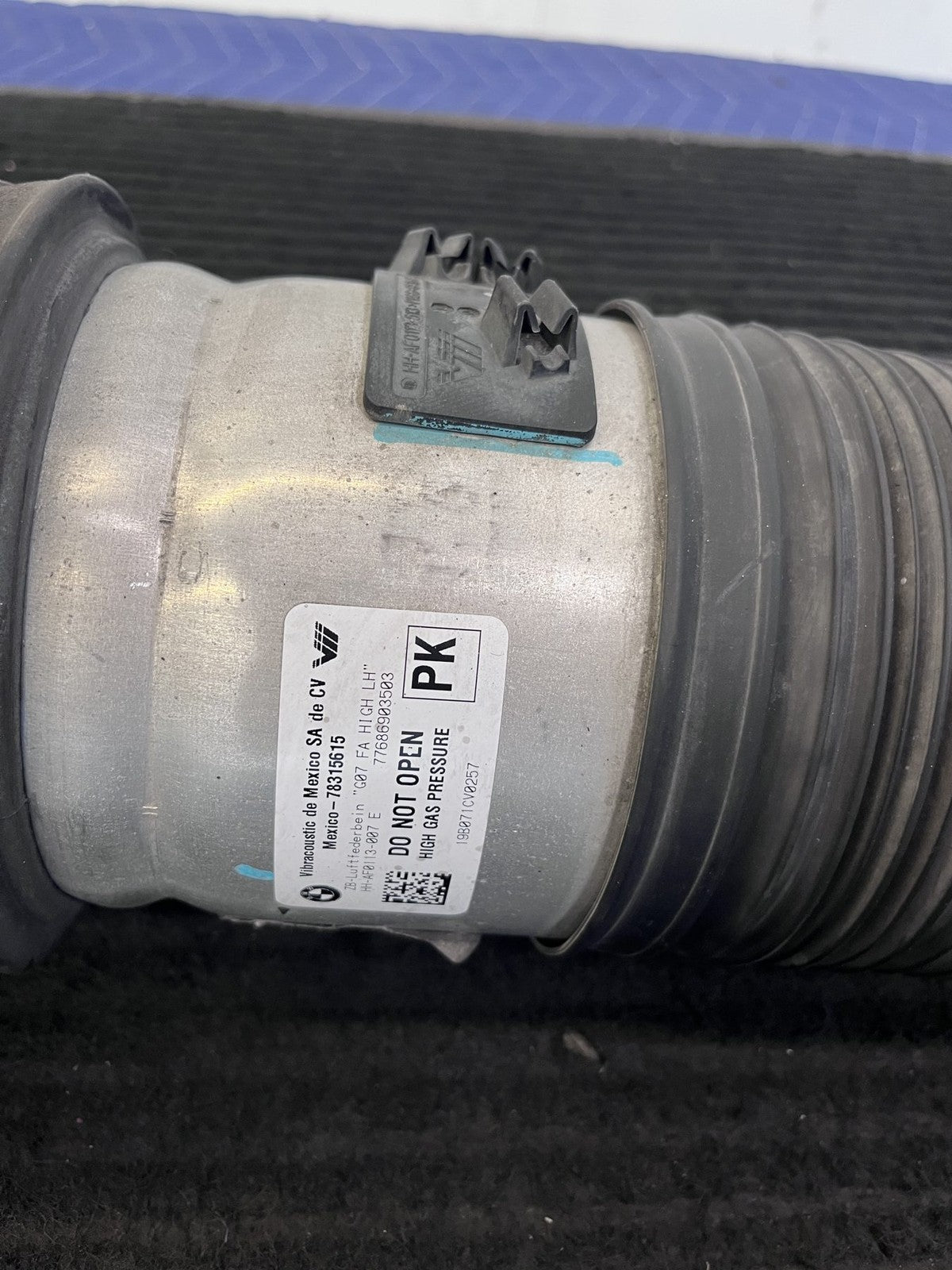 2019-2024 BMW X7 G07 Front Left Air Suspension Strut OEM 37106869035 - eBay image 2