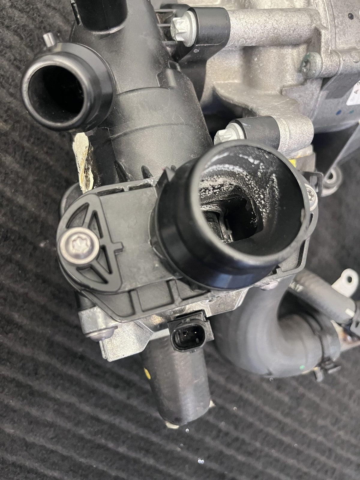 2019-2023 Mercedes-Benz C300 E350 GLC300 Water Pump Thermostat OEM A2642000100 - eBay image 17