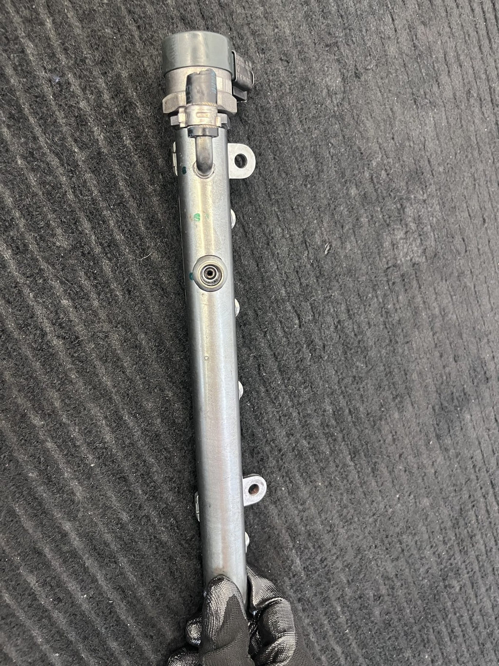 2010-2022 Mercedes-Benz Sprinter OM642 Left Fuel Rail OEM A6420702795 - eBay image 8