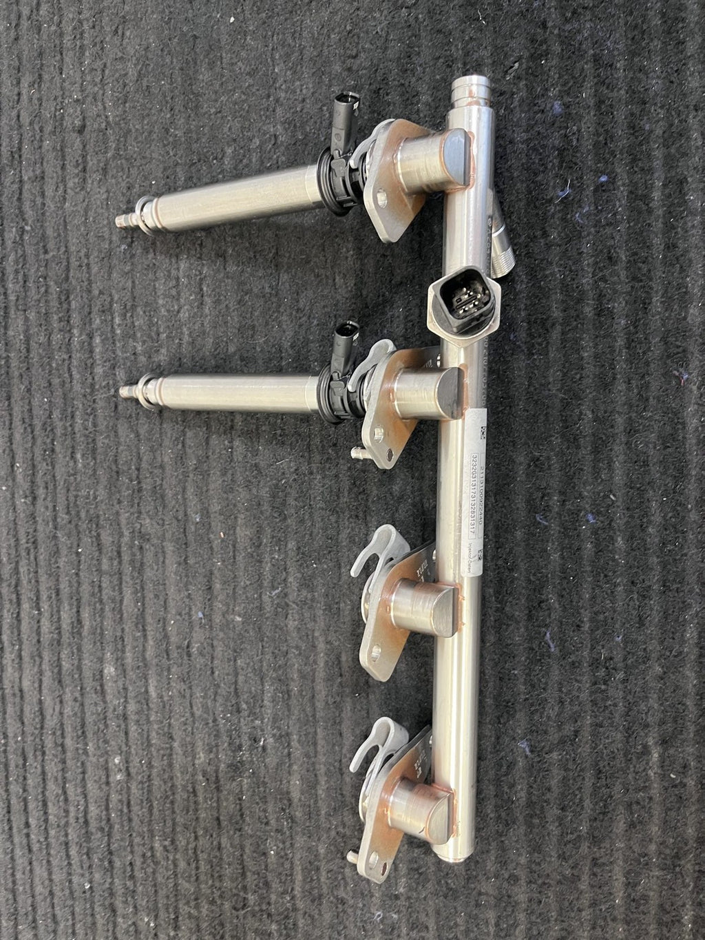 2019-2023 Mercedes-Benz C300 GLC300 E350 Fuel Rail 2 Injectors OEM A2640702000 - eBay image 4
