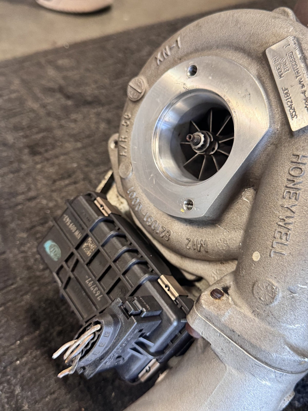 2016-22 Turbo 2.8L Diesel for Chevrolet Colorado GMC Canyon OEM 35242180F - eBay image 4