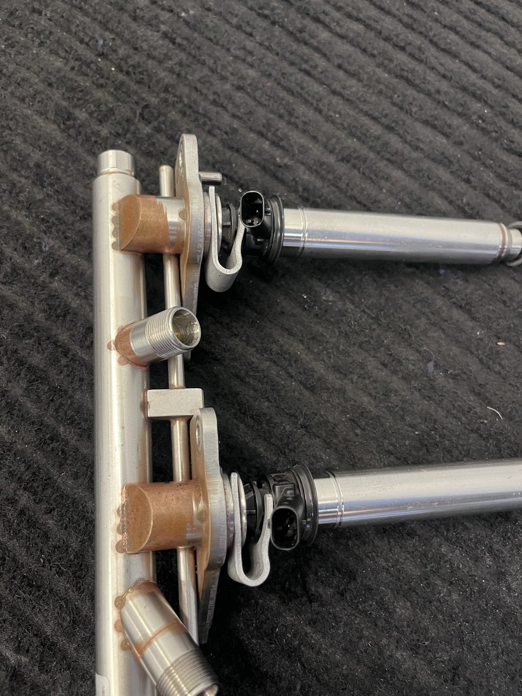 2012-2019 Mercedes-Benz S550 CLS550 GLS550 Rh Fuel Rail 4 Injectors OEM A2780703495 - eBay image 5