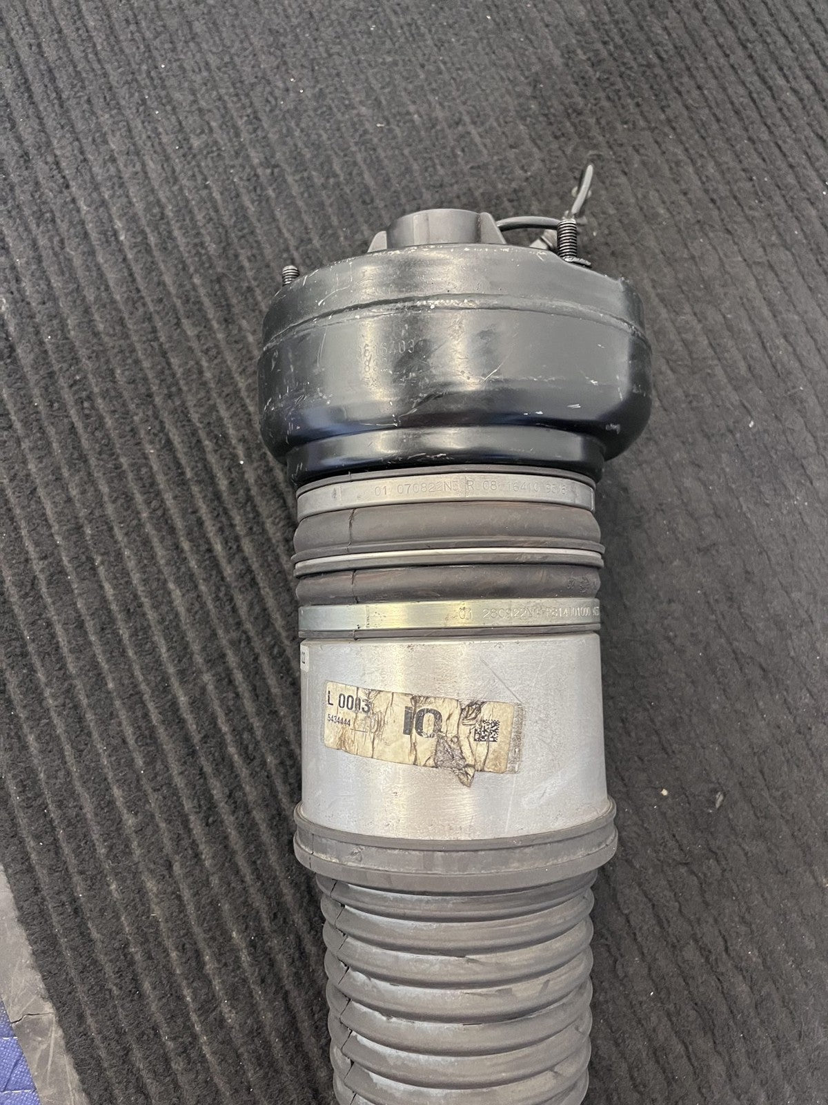 Porsche Macan 95B Front Air Suspension Strut Sport Pasm OEM 95B616039S - eBay image 8
