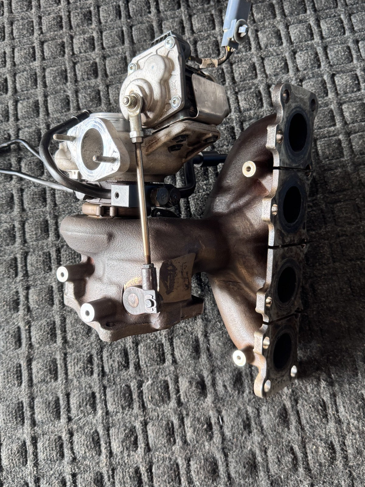 2017-2020 Hyundai Santa Fe 2.0L Turbocharger Turbine OEM 28231-2GTA1 TD04L6 - eBay image 4