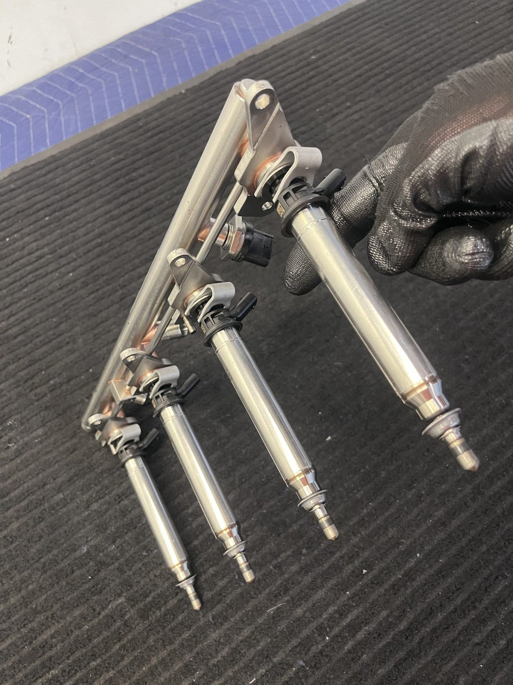 2012-2019 Mercedes-Benz S550 CLS550 GLS550 Rh Fuel Rail 4 Injectors OEM A2780703495 - eBay image 7