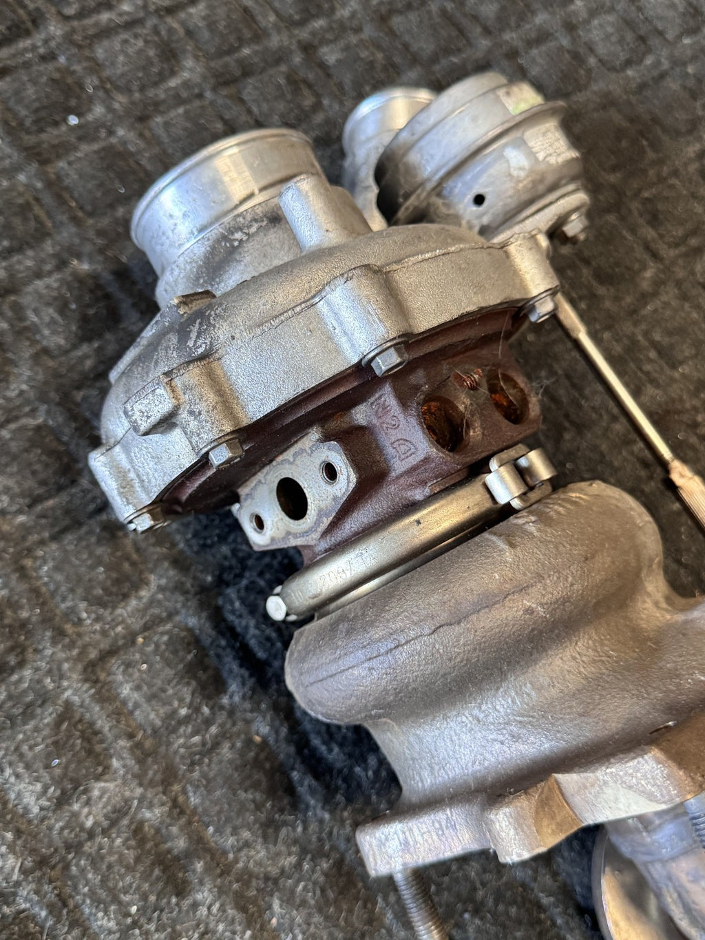 2012-2017 Mercedes W222 S550 E550 M278 V8 Left Driver Turbocharger A2780903580 - eBay image 2