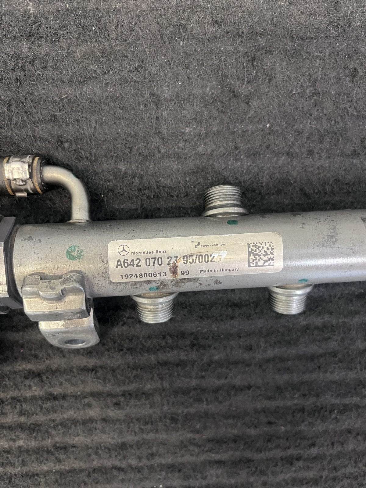 2010-2022 Mercedes-Benz Sprinter OM642 Left Fuel Rail OEM A6420702795 - eBay image 2