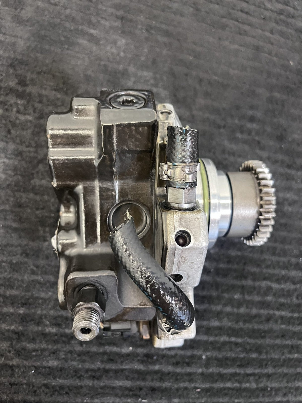 2010-2022 Mercedes-Benz Sprinter OM642 High Pressure Fuel Pump OEM A6420701101 - eBay image 5