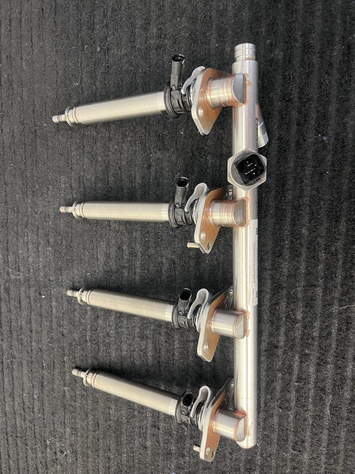2019-2023 Mercedes-Benz C300 GLC300 E350 Fuel Rail 2 Injectors OEM A2640702000 - eBay image 4