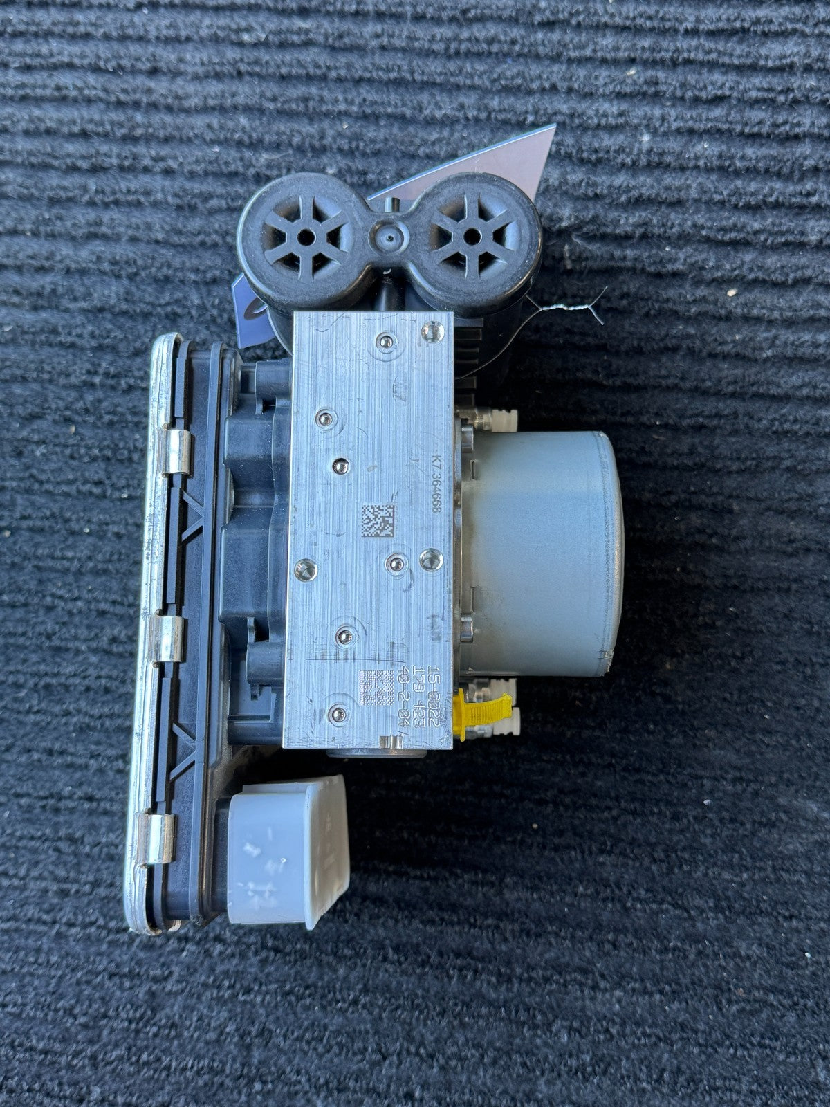 2021-2023 Mercedes EQS Air Suspension Compressor OEM A2973209201 Unused / Packaging May Vary - eBay image 7