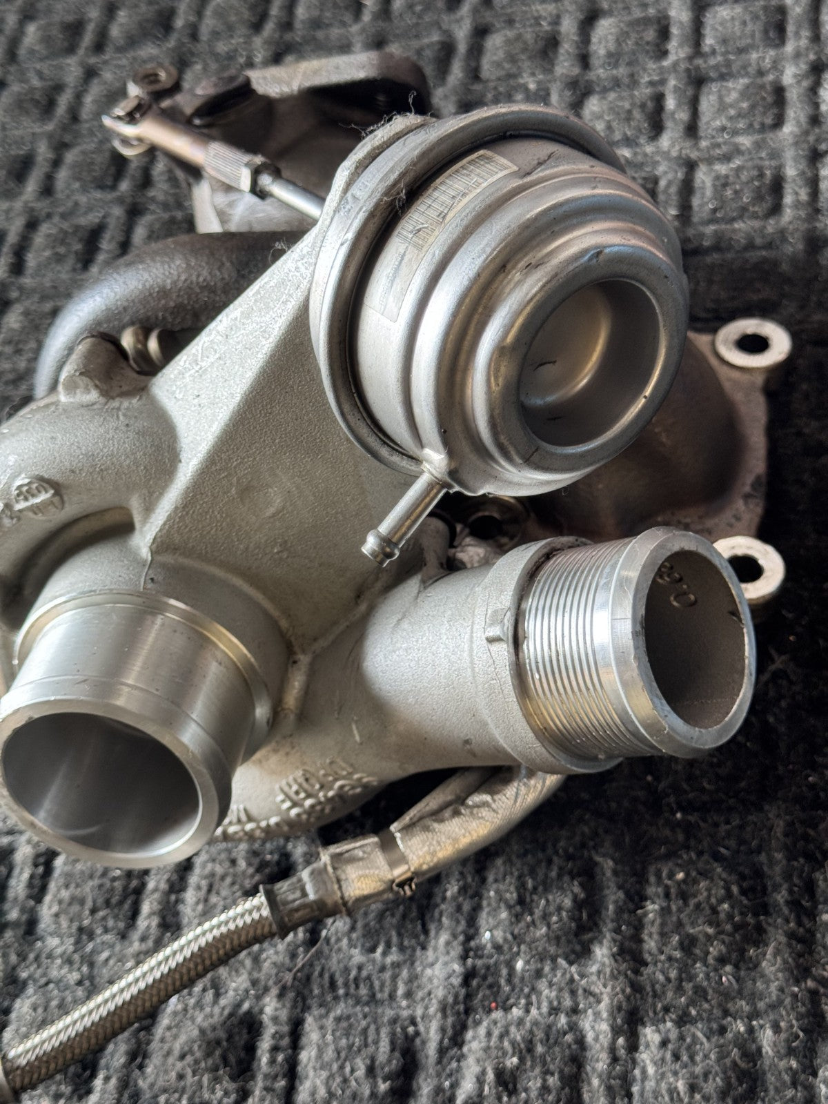 2016 Ford Explorer 3.5L Turbocharger Turbine OEM GB5E9G438CC GB5E-9G438-CC - eBay image 3