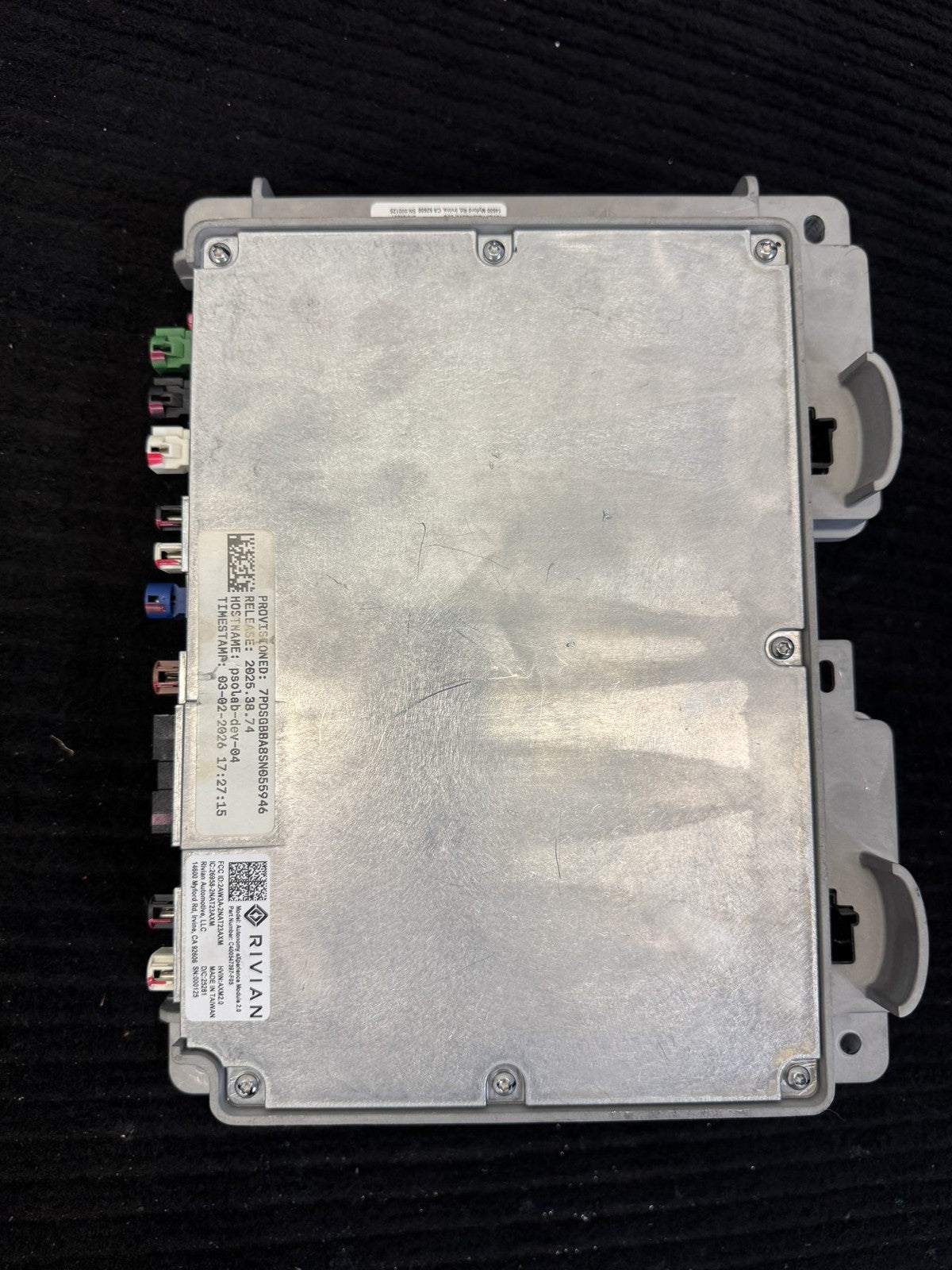 2025-2026 Rivian R1T R1S Gen 2 Axm 2.0 Autonomy Module OEM C400547397-F05 - eBay image 8