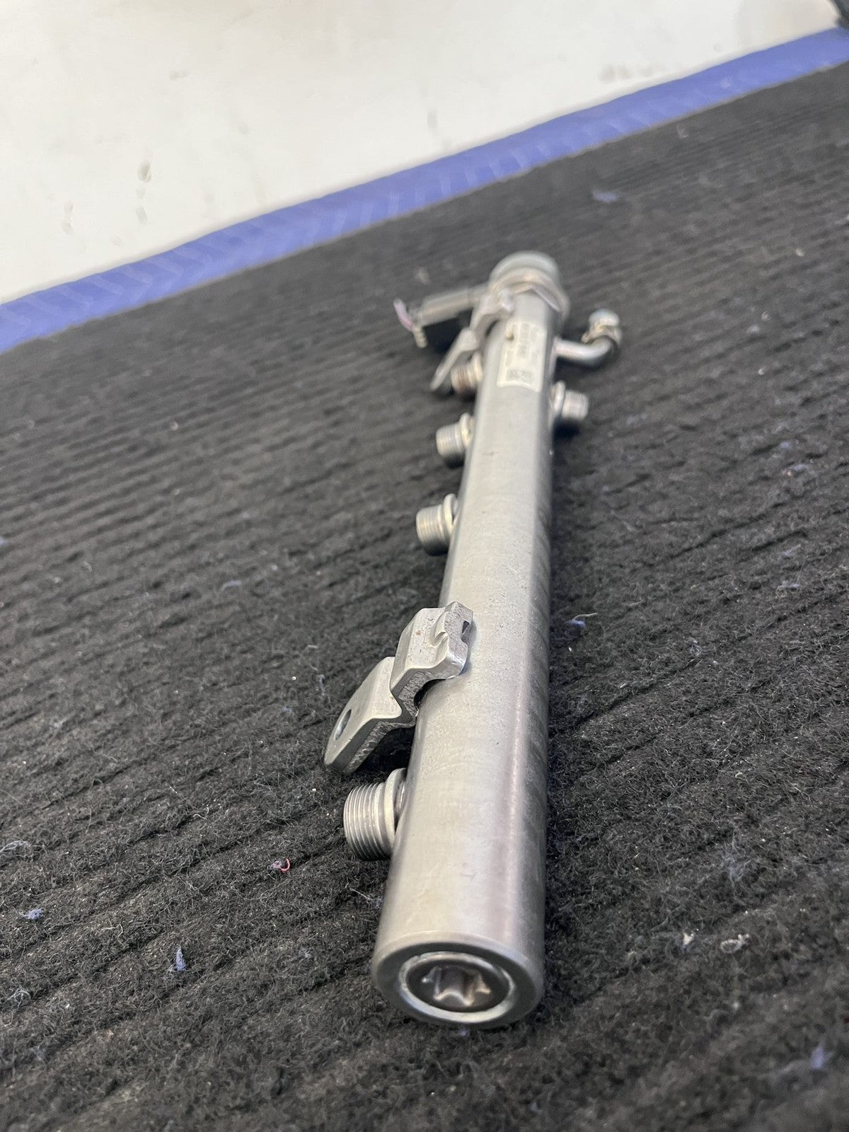 2010-2022 Mercedes-Benz Sprinter OM642 Left Fuel Rail OEM A6420702795 - eBay image 5