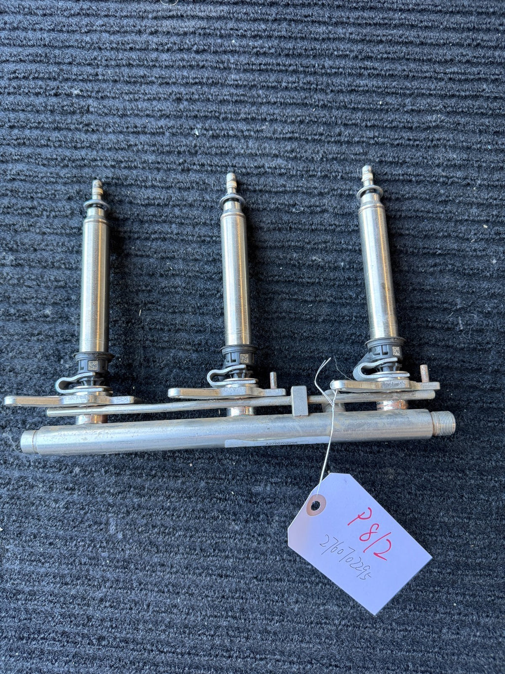 Injection rail for Mercedes SL 3.0 276.825 M276.825 A2760702295 - eBay image 1