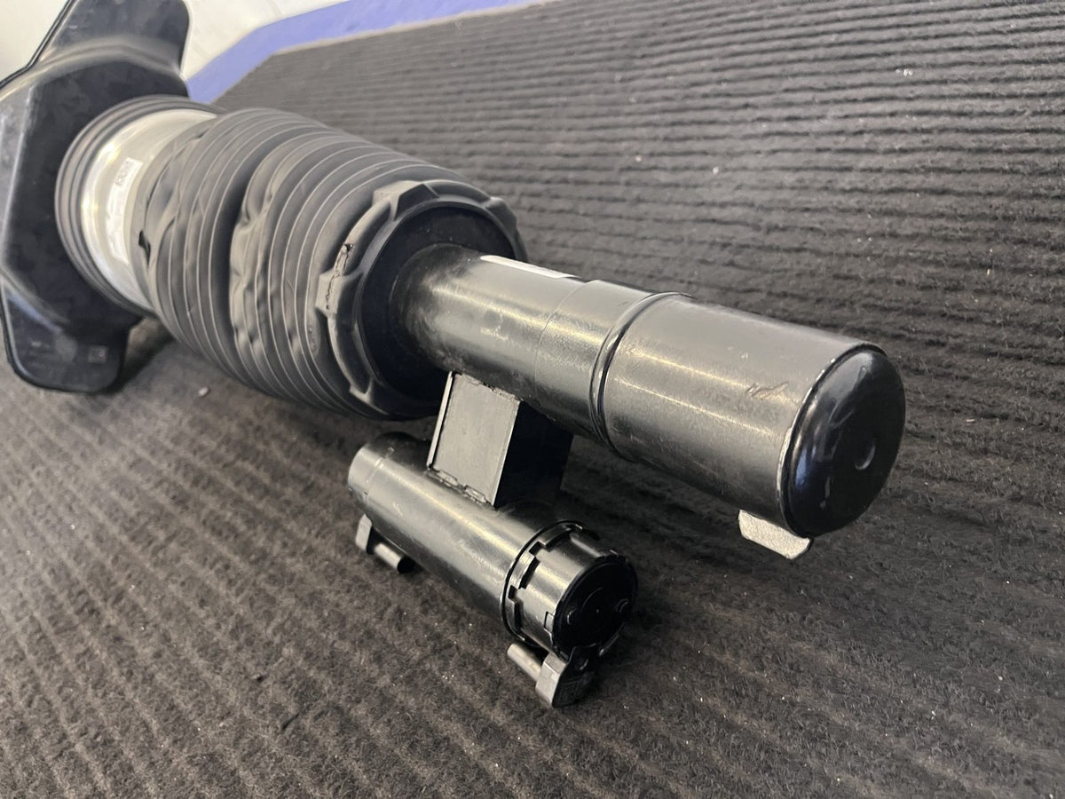2020-2025 Aston Martin Dbx Front Right Air Suspension Strut OEM PY83-18B036-Aa - eBay image 2
