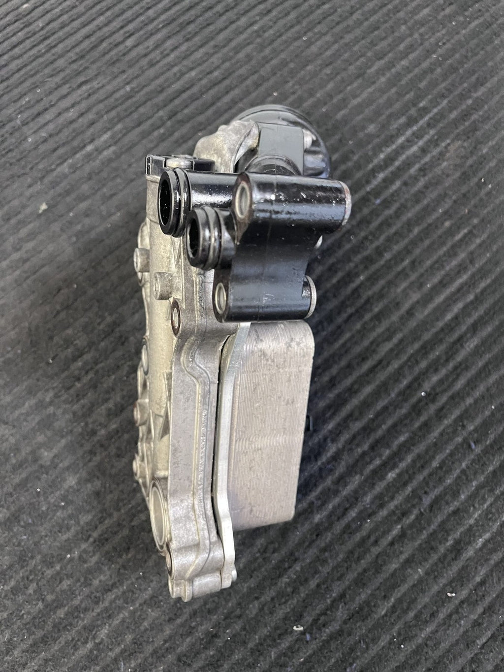 2014-2017 2020-2022 Mercedes-Benz Sprinter OM651 Oil Filter Cooler A6511801165 - eBay image 3
