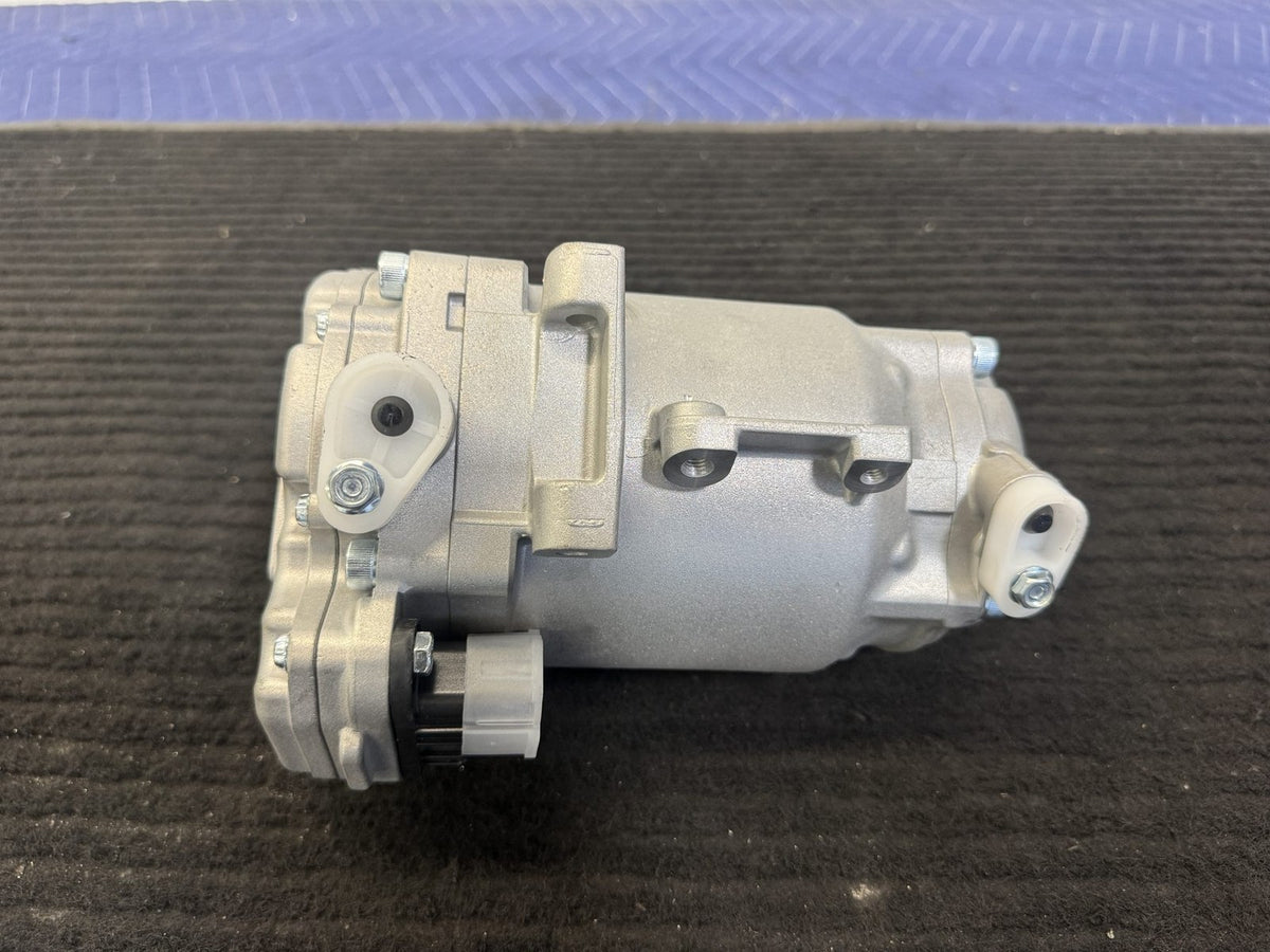 2013-2017 Nissan Leaf S Electric Ac Compressor No Heat Pump OEM 926003NG0A - eBay image 8