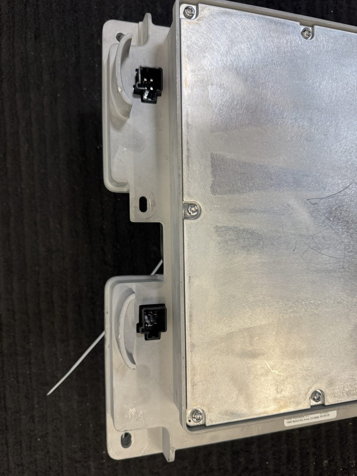 2025-2026 Rivian R1T R1S Gen 2 Axm 2.0 Autonomy Module OEM C400547397-F05 - eBay image 4