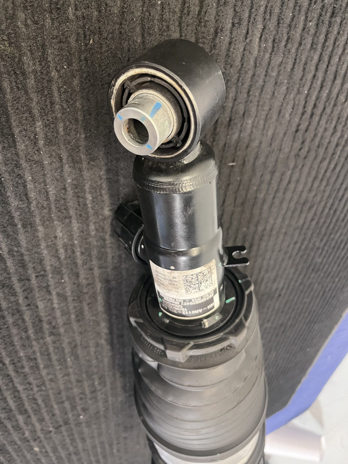 2024-2025 BMW X5 50e G05 Lci Rear Right Air Strut OEM 37105A40B54 - eBay image 3