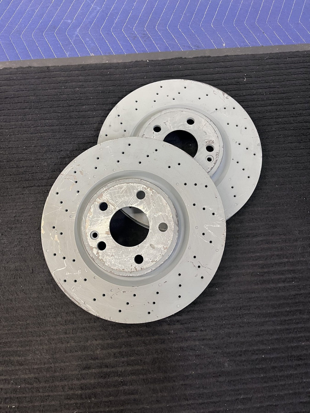 2014-2020 Mercedes-Benz CLA250 GLA250 Sport Front Drilled Rotors Pair OEM A2464212712 - eBay image 6