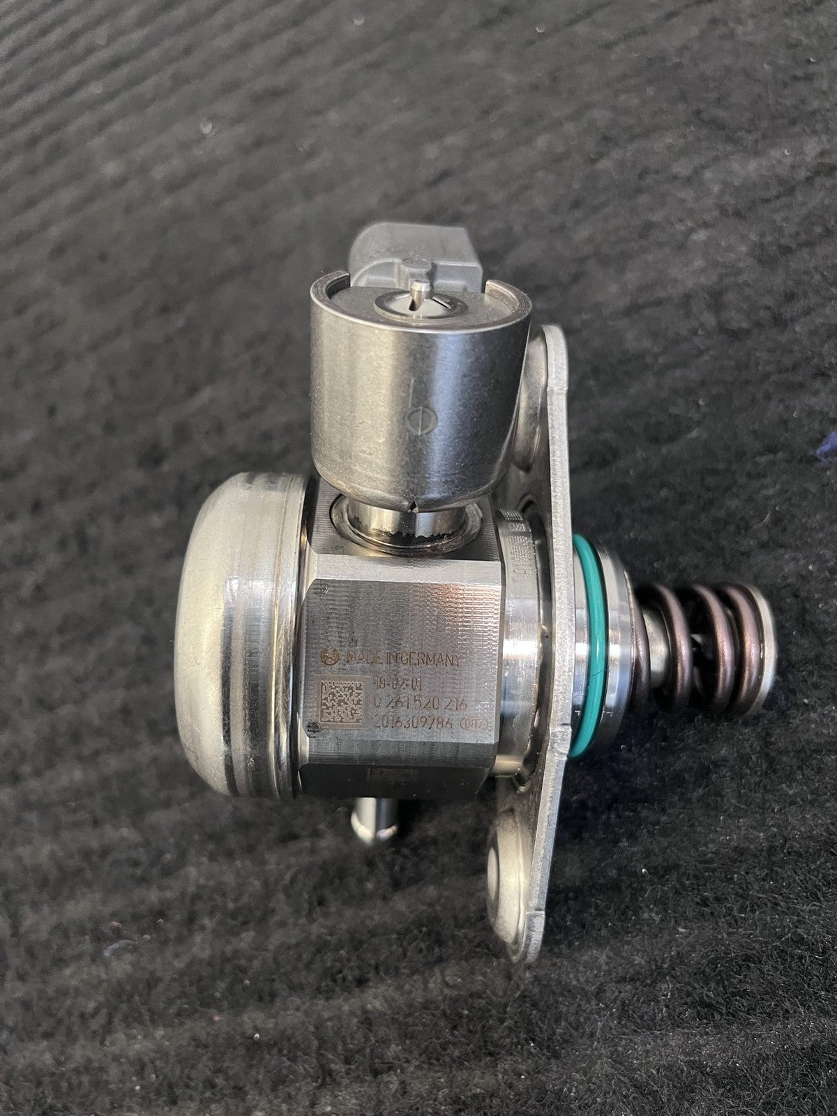 2015-2019 Mercedes-Benz C300 GLC300 E300 High Pressure Fuel Pump OEM A2740700501 - eBay image 2