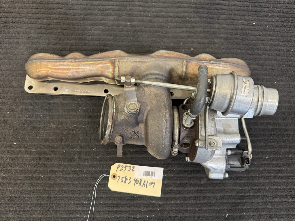 BMW 535i 640i N55 3.0L Turbocharger w/ Exhaust Manifold OEM 11657583908 - eBay image 1