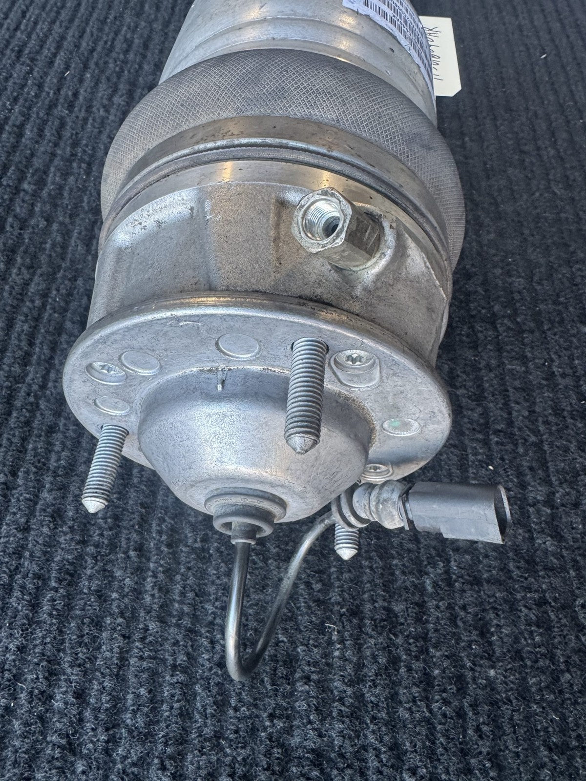 2011-2018 Porsche Cayenne 92A AWD Front Right Shock Strut OEM 7P5616040AK - eBay image 3