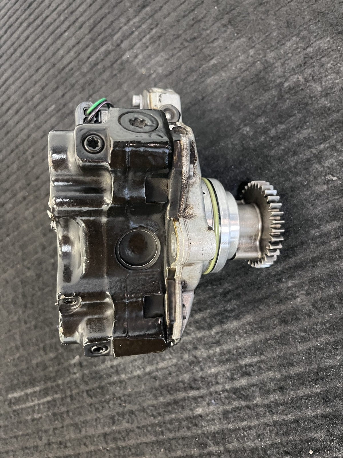 2010-2022 Mercedes-Benz Sprinter OM642 High Pressure Fuel Pump OEM A6420701101 - eBay image 3