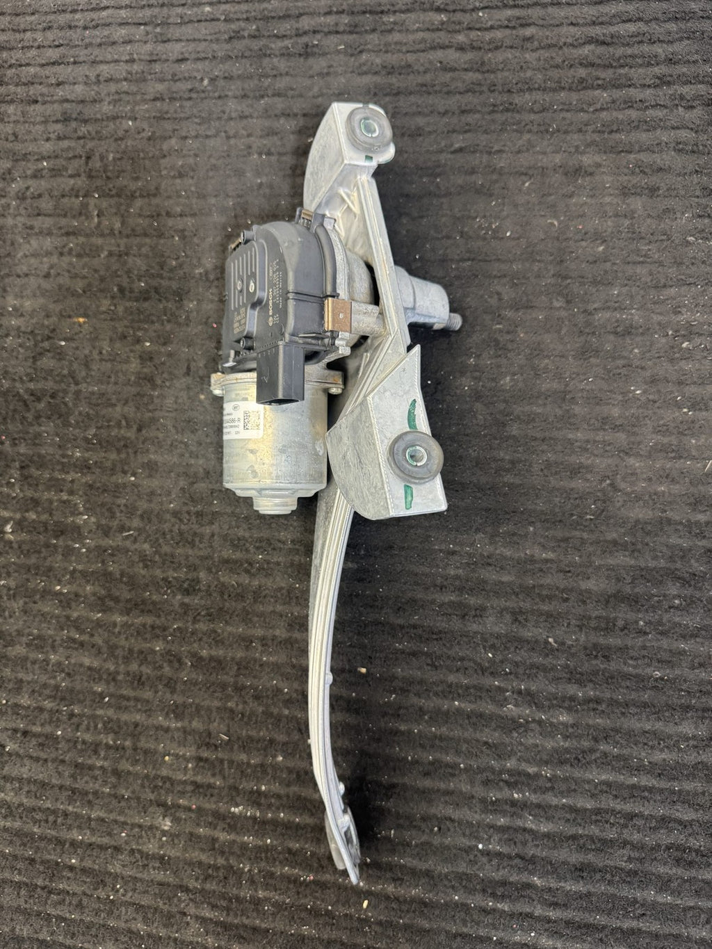 2022 Rivian Edv-700 Front Left Windshield Wiper Motor OEM PT00044586-R - eBay image 5