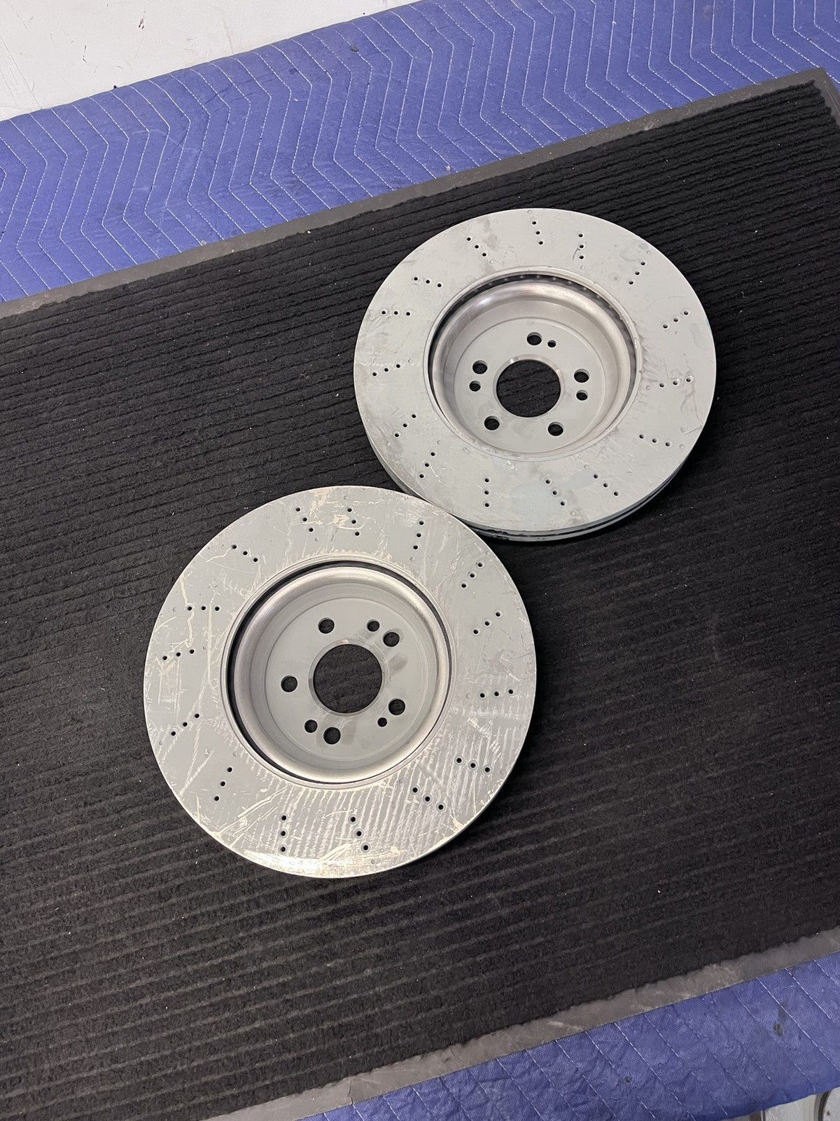 2020-2023 Mercedes-Benz GLE350 Front Drilled Brake Rotors Pair OEM A1674210801 - eBay image 3