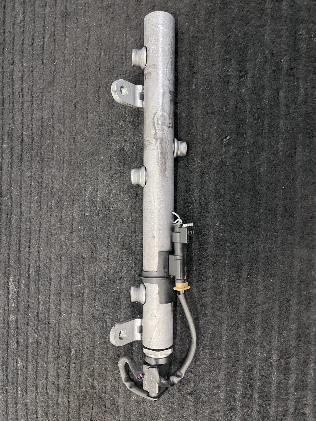 2010-2022 Mercedes-Benz Sprinter OM642 Right Fuel Rail OEM A6420703095 - eBay image 8