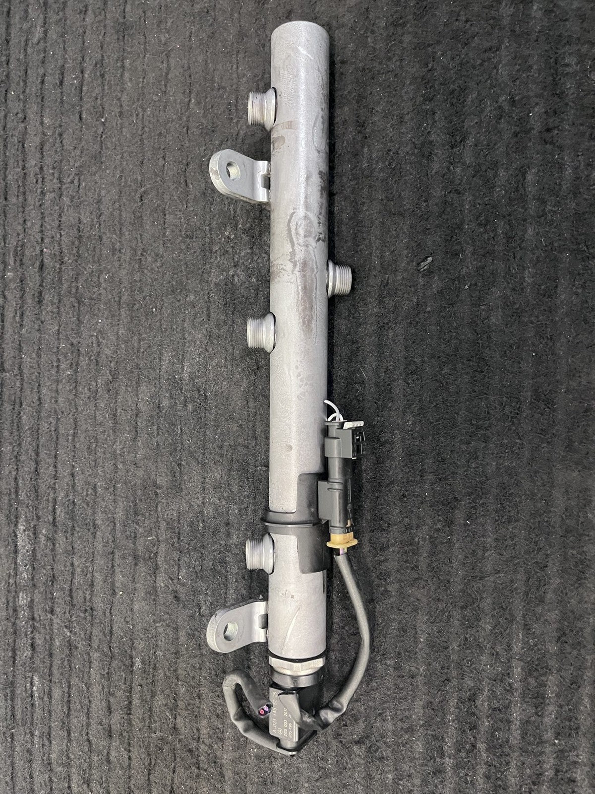 2010-2022 Mercedes-Benz Sprinter OM642 Right Fuel Rail OEM A6420703095 - eBay image 8