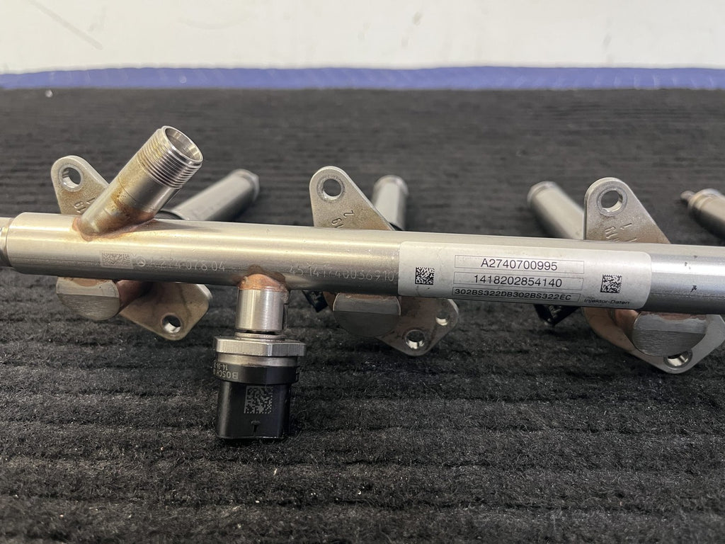 2015-2019 Mercedes-Benz C300 GLC300 E300 Fuel Rail 4 Injectors OEM A2740700995 - eBay image 2