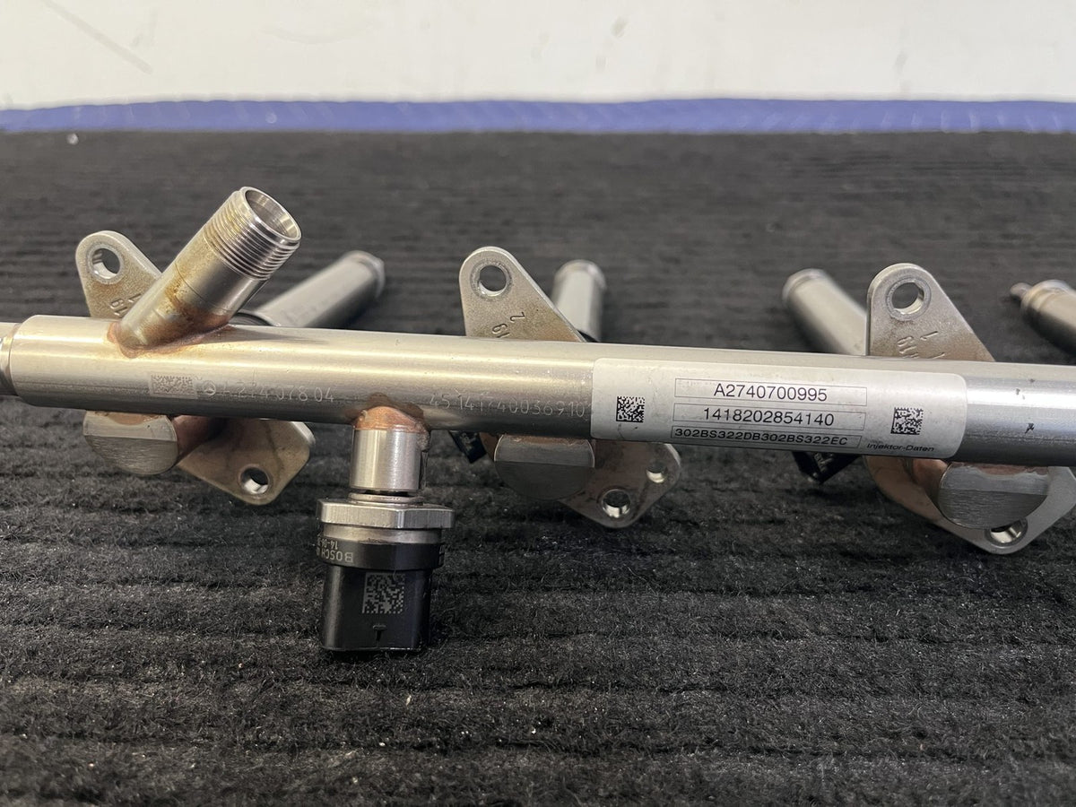 2015-2019 Mercedes-Benz C300 GLC300 E300 Fuel Rail 4 Injectors OEM A2740700995 - eBay image 2