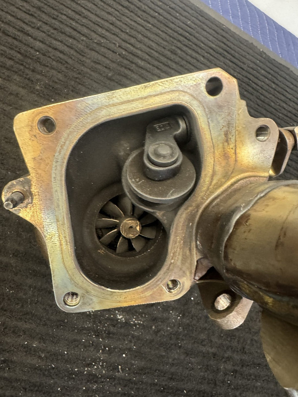 2011-2019 Mercedes-Benz AMG M157 5.5L Left Turbo Manifold OEM A1570900180 - eBay image 4