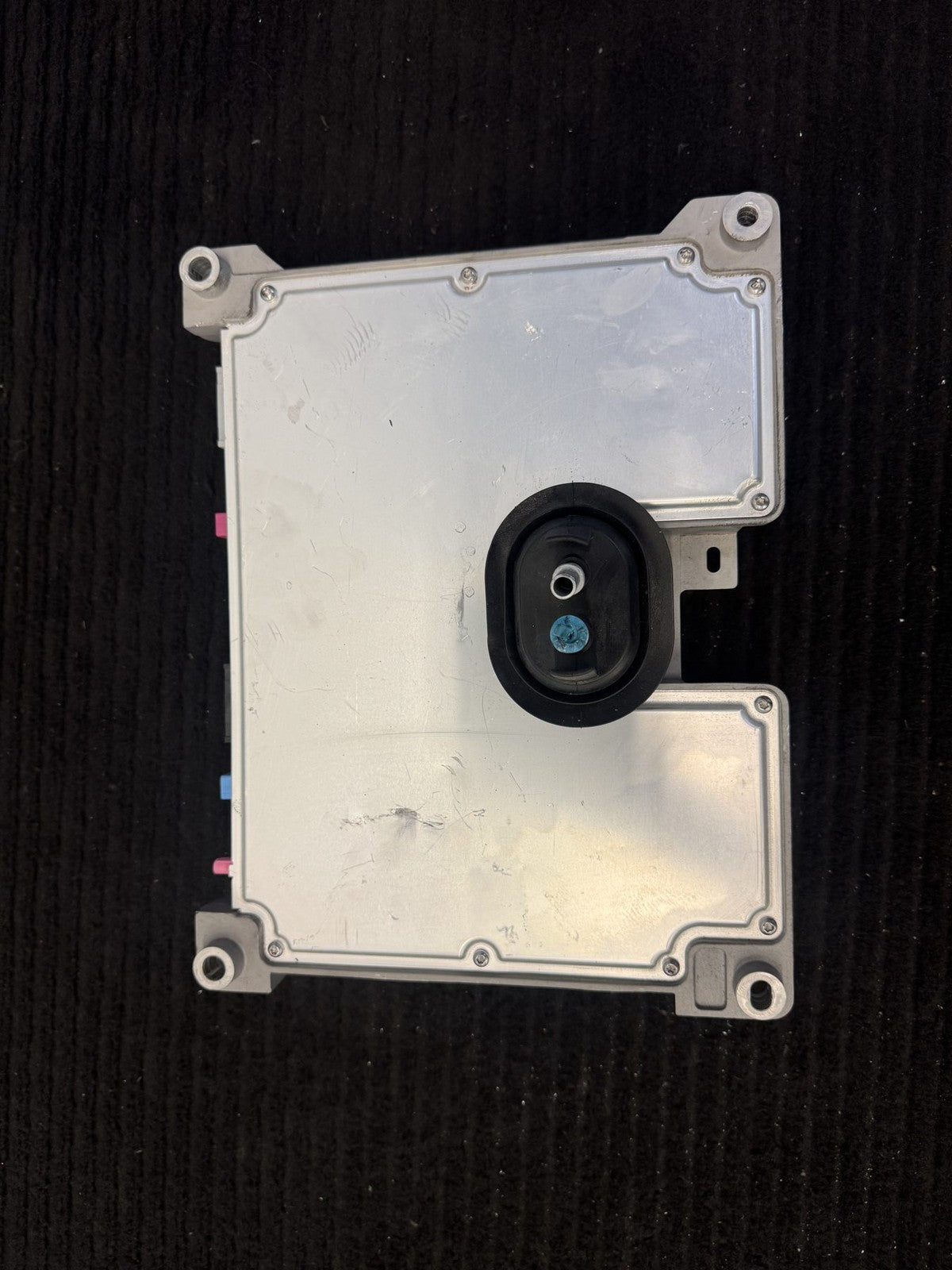 2025-2026 Rivian R1T R1S Gen 2 Axm 2.0 Autonomy Module OEM C200547397-F05 - eBay image 8