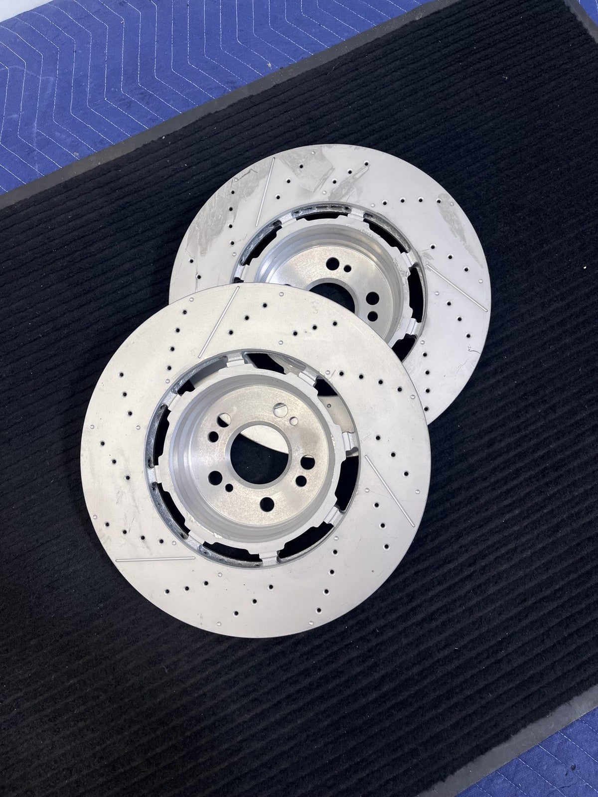 2021-2025 Mercedes-Benz GLE53 GLE63 GLS63 AMG Rear Rotors Pair OEM A1674235401 - eBay image 3