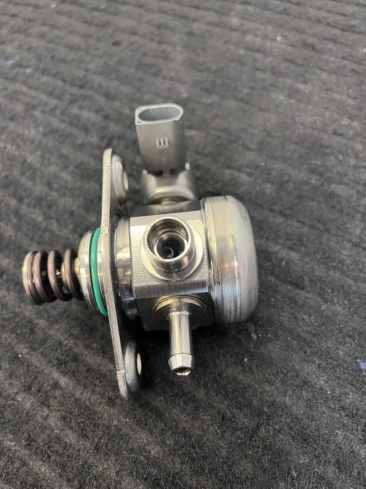 2015-2019 Mercedes-Benz C300 GLC300 E300 High Pressure Fuel Pump OEM A2740700501 - eBay image 4