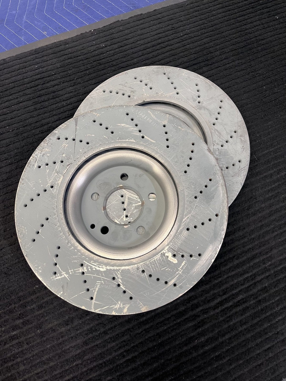 2012-2018 Mercedes-Benz CLS550 C218 Front Drilled Brake Rotors Pair OEM A0004211712 - eBay image 5