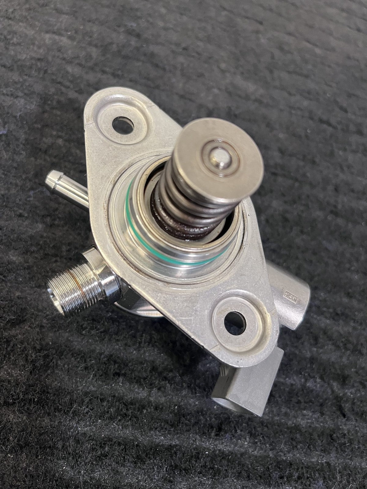 2015-2019 Mercedes-Benz C300 GLC300 E300 High Pressure Fuel Pump OEM A2740700501 - eBay image 6
