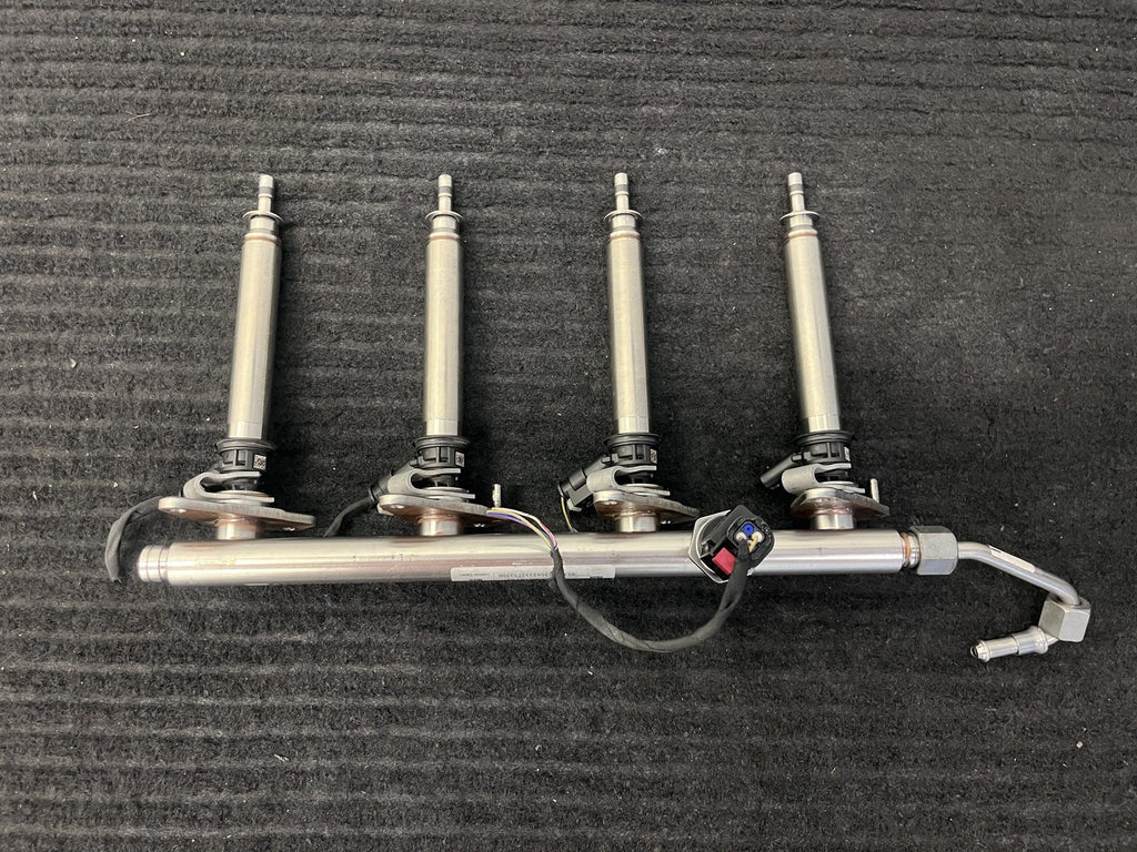 2019-2023 Mercedes-Benz A220 CLA250 GLA250 GLB250 Fuel Rail 4 Injectors A2600700300 - eBay image 4