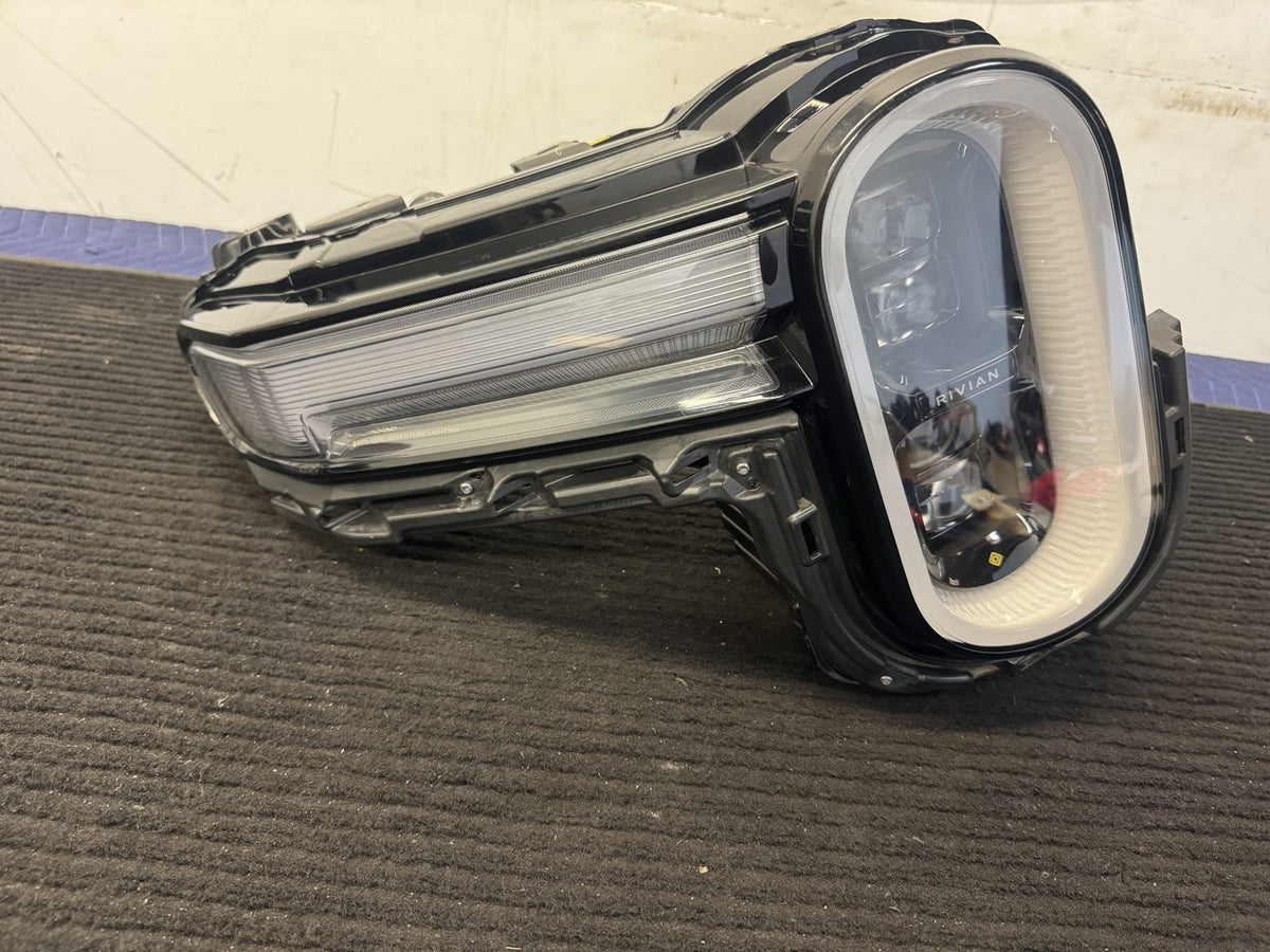 2025-2026 Rivian R1T R1S Right Dynamic LED Headlight OEM C100252551-D - eBay image 10