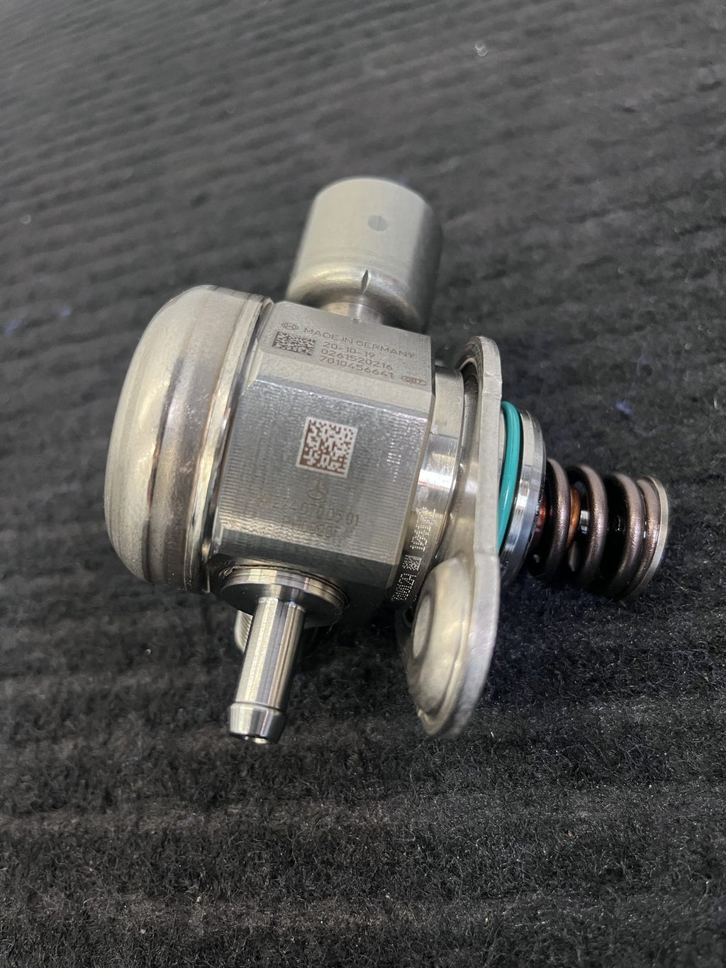 2015-2019 Mercedes-Benz C300 GLC300 E300 High Pressure Fuel Pump OEM A2740700501 - eBay image 2