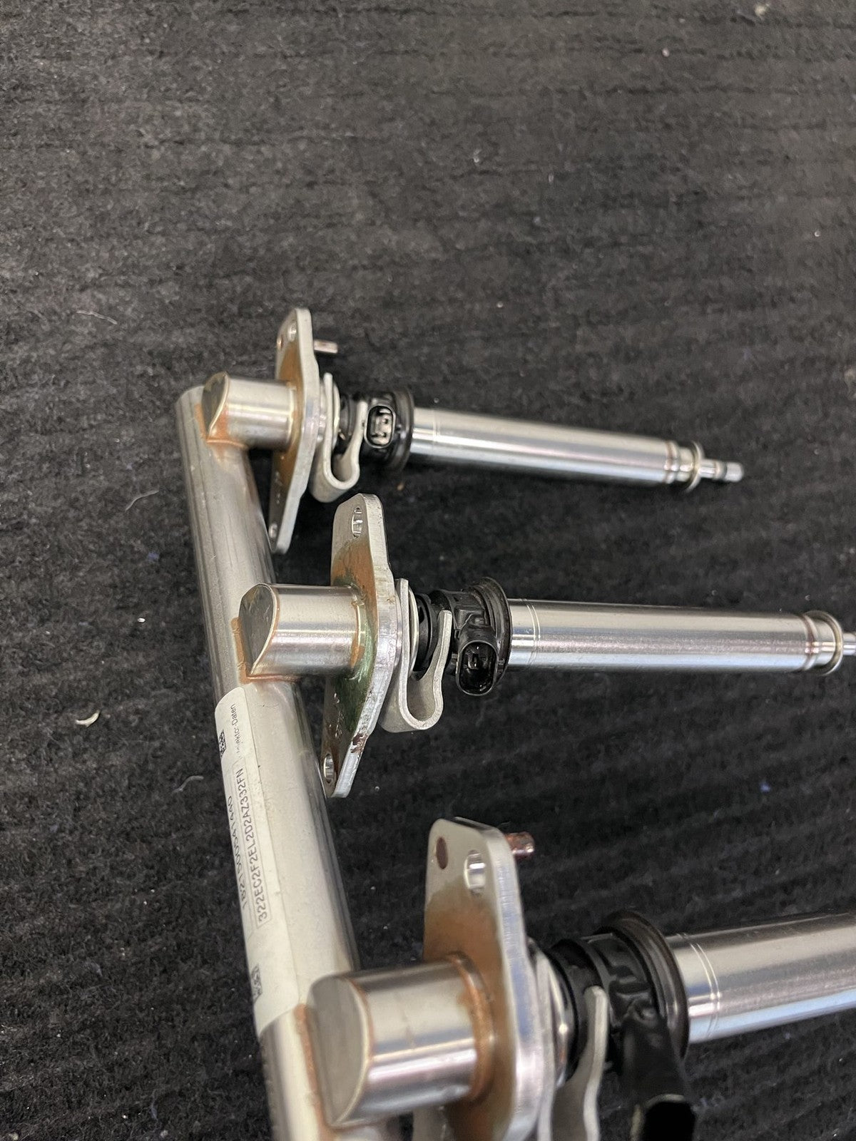 2015-2019 Mercedes-Benz C300 GLC300 E300 Fuel Rail 4 Injectors OEM A2740703800 - eBay image 6