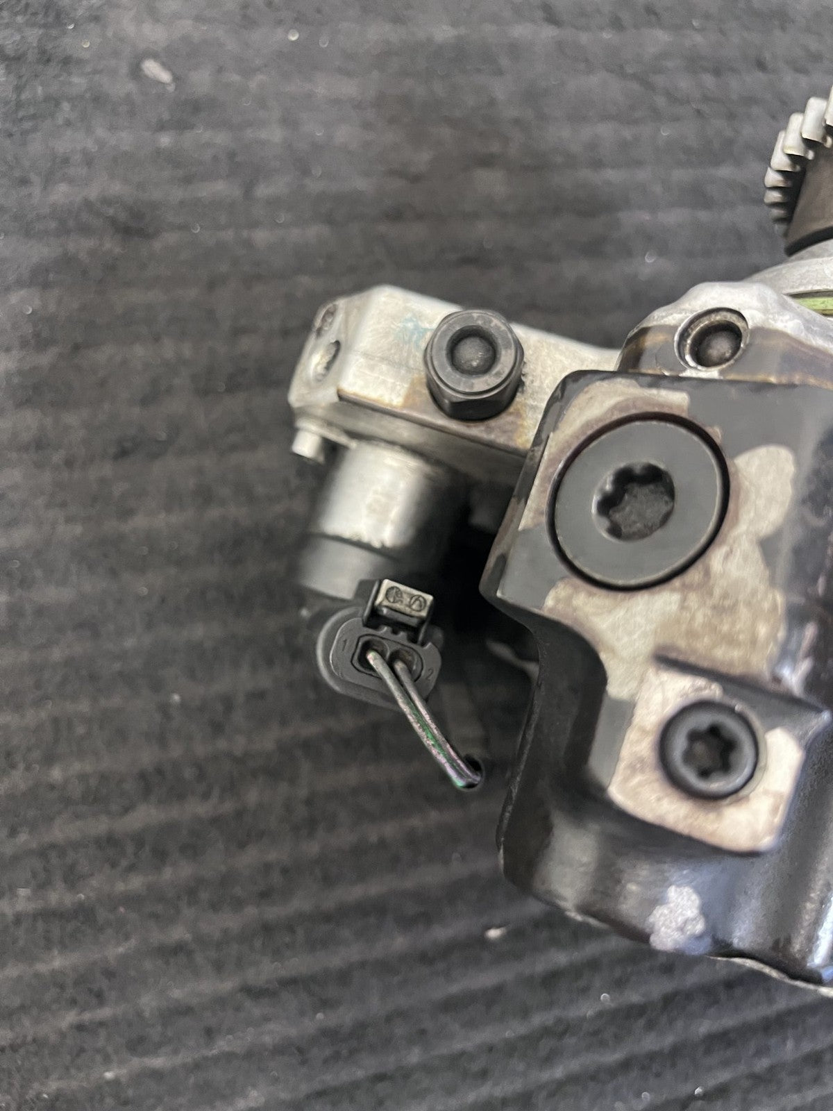2010-2022 Mercedes-Benz Sprinter OM642 High Pressure Fuel Pump OEM A6420701101 - eBay image 11